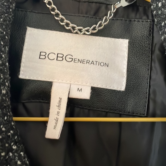 BCBG black & white coat - Picture 2 of 5